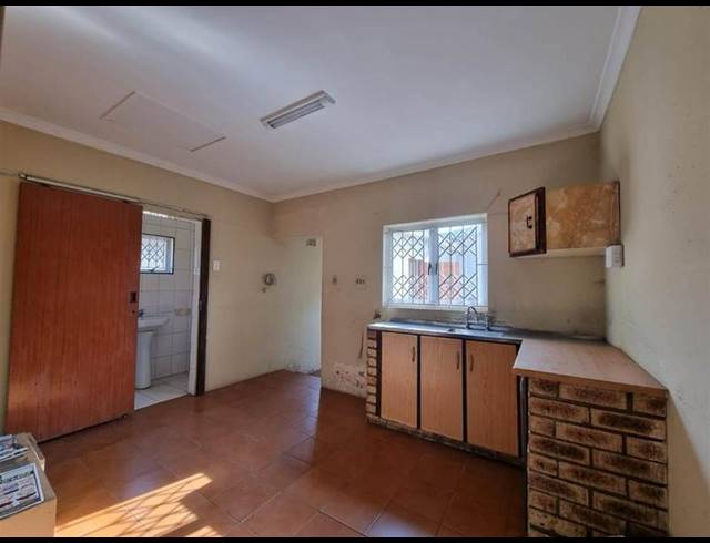 2 BEDROOM HOUSE FOR SALE IN MEREBANK